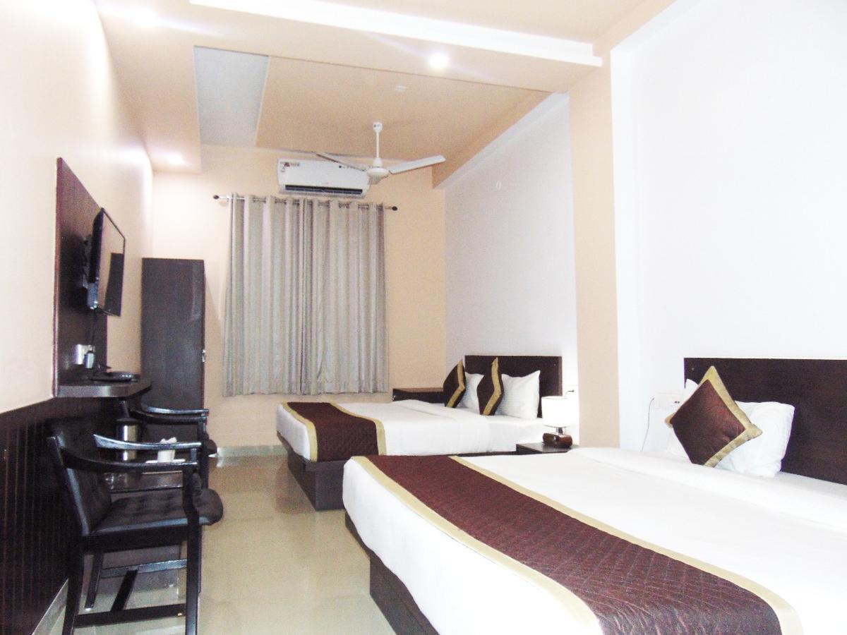 Makrana Raj Hotel Sikar Kültér fotó